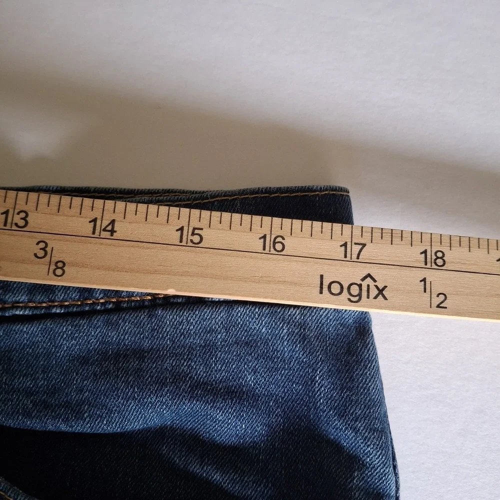 Levis 508 Men Jeans Size 34x32 (Fit 34x31) Medium Wash Tapered Slim Leg Stretch